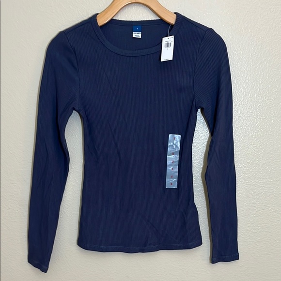 Old Navy Tops - NWT Old Navy Blue Long Sleeve Ribbed Top